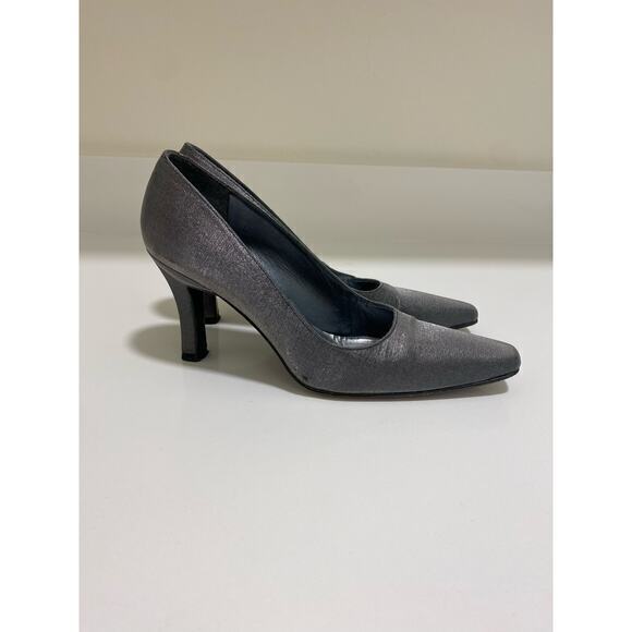 Stuart Weitzman slate gray silver shimmer evening heels pumps size 6 - Picture 3 of 12